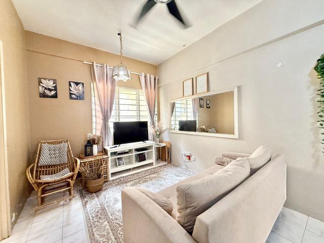 Serviced Residence for sale in Langat, Selangor