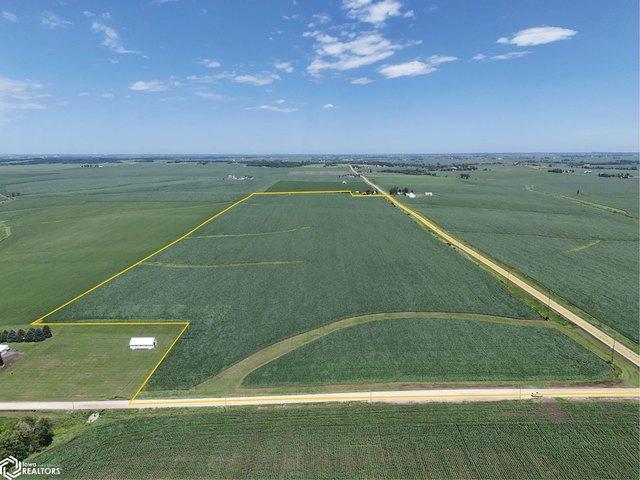 Farm for sale in Linn, Iowa
