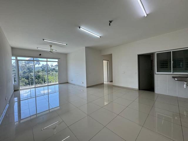 Condominium for sale in Seri Kembangan, Majlis Bandaraya Subang Jaya