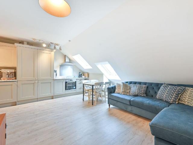 Apartment for rent in Harlesden, Greater London