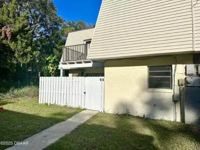 House for rent in Deltona