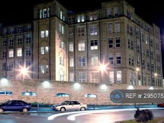 Apartment for rent in Eightlands, Dewsbury