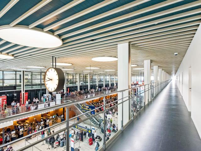 Erhvervsejendom til leje i Tårnby, Brøndby