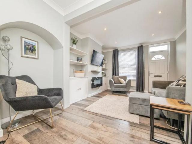 House for rent in Westbourne, Key Street
