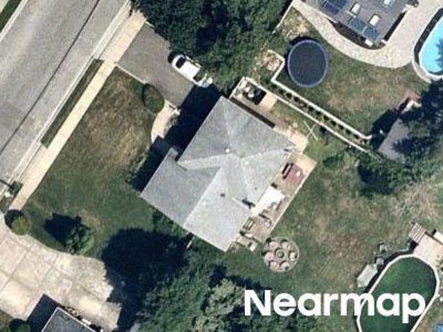 House for sale in Bethpage, New York