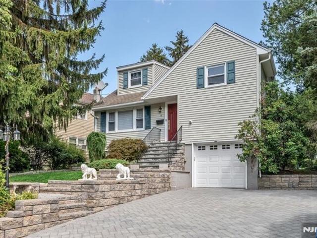 House for sale in Emerson