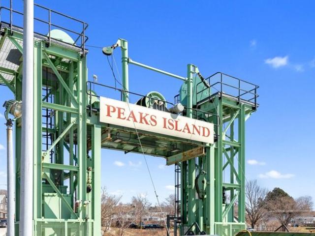 Land for sale in Peaks Island, Maine
