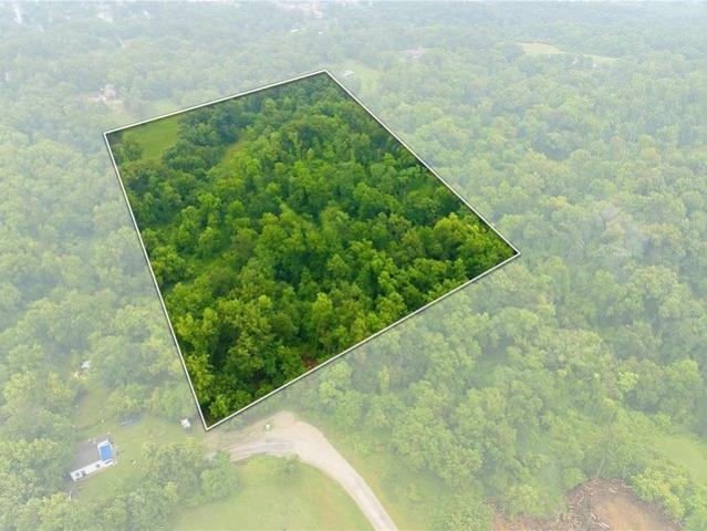 Land for sale in Linn, Iowa