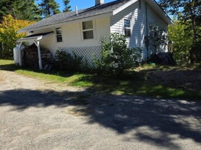 House for sale in Whiting, Washington County