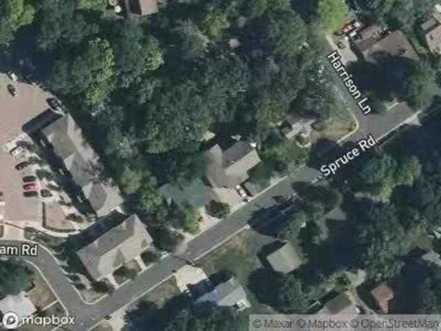 House for sale in Chanhassen