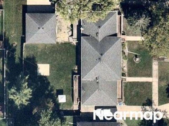 Townhouse for sale in Highland, Indiana
