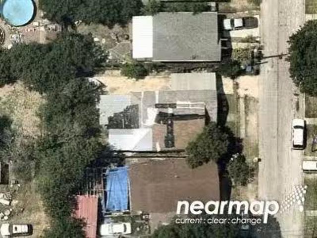 House for sale in Easton