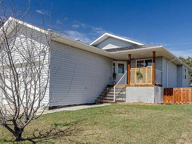 House for sale in Red Deer