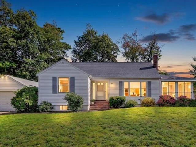 House for sale in Wilmington, Middlesex County