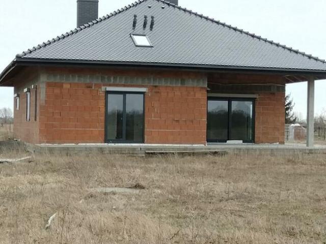 Dom na sprzedaż w Warta, Łódzkie