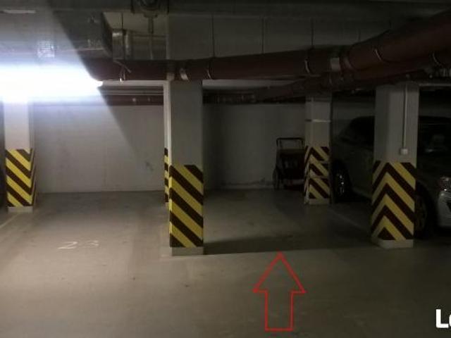 Garaż na sprzedaż w Warszawa, Mazowieckie