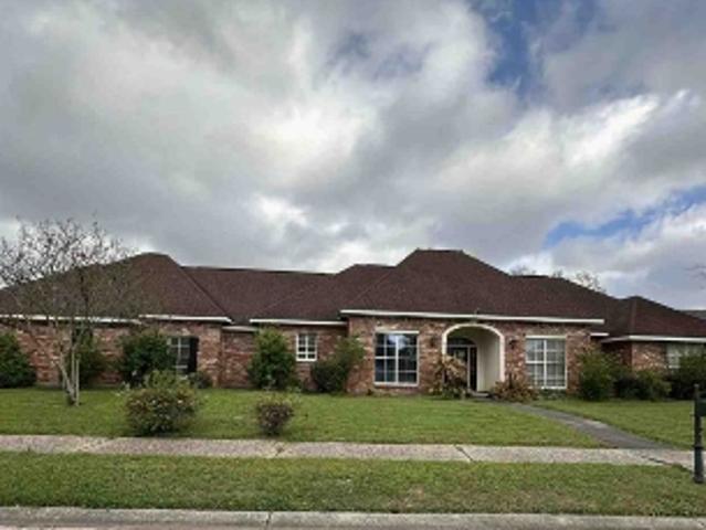 House for sale in Broussard, Lafayette Parish