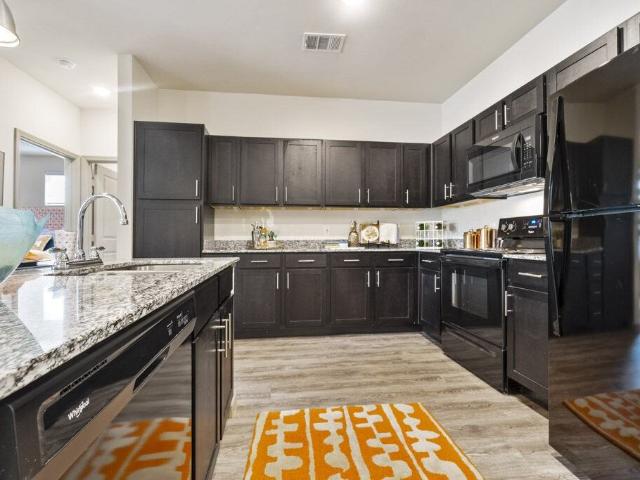 Apartment for rent in Ennis, Ellis County