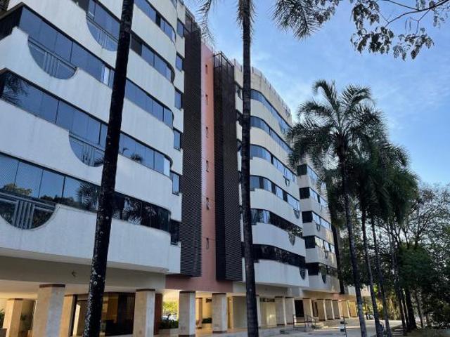 Apartamento venda em SQN 107, Plano Piloto
