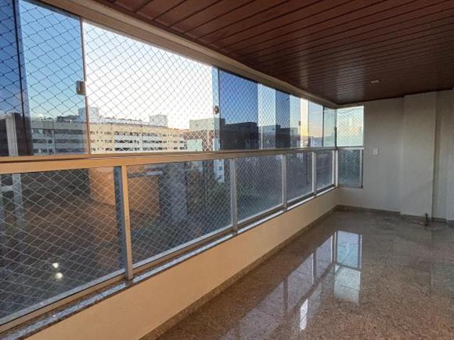 Apartamento venda em Região Geográfica Imediata do Distrito Federal, Região Integrada de Desenvolvimento do Distrito Federal e Entorno