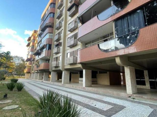 Apartamento venda em SQN 112, Plano Piloto