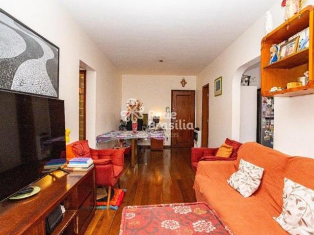 Apartamento venda em SQN 215, Plano Piloto