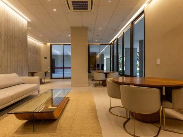 Apartamento venda em Região Geográfica Imediata do Distrito Federal, Região Integrada de Desenvolvimento do Distrito Federal e Entorno