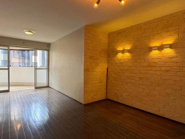 Apartamento venda em SQN 215, Plano Piloto
