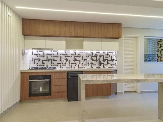 Apartamento venda em SQN 216, Plano Piloto