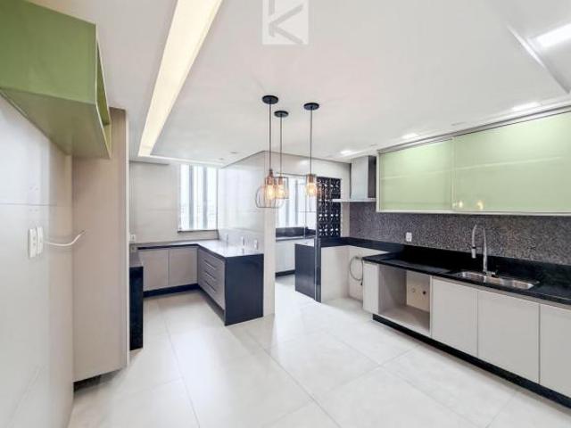 Apartamento venda em SQN 305, Plano Piloto