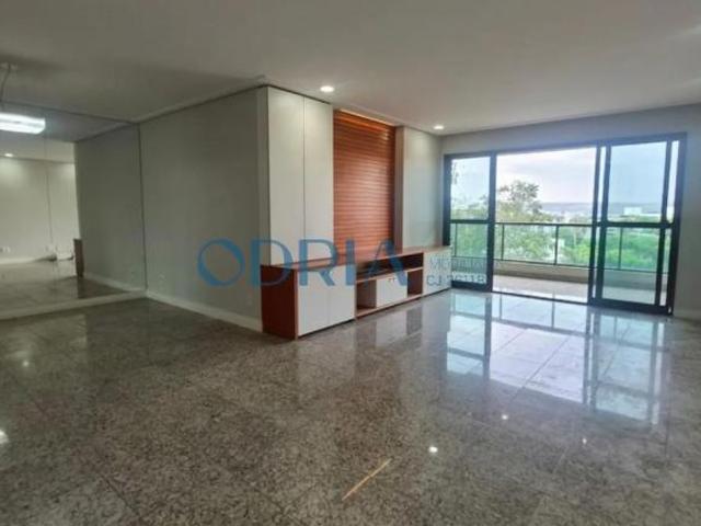 Apartamento venda em SQN 310, Plano Piloto