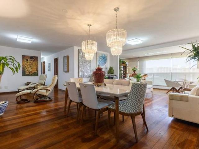 Apartamento venda em SQN 311, Plano Piloto