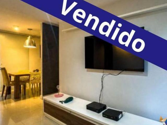 Apartamento venda em Região Geográfica Imediata do Distrito Federal, Região Integrada de Desenvolvimento do Distrito Federal e Entorno