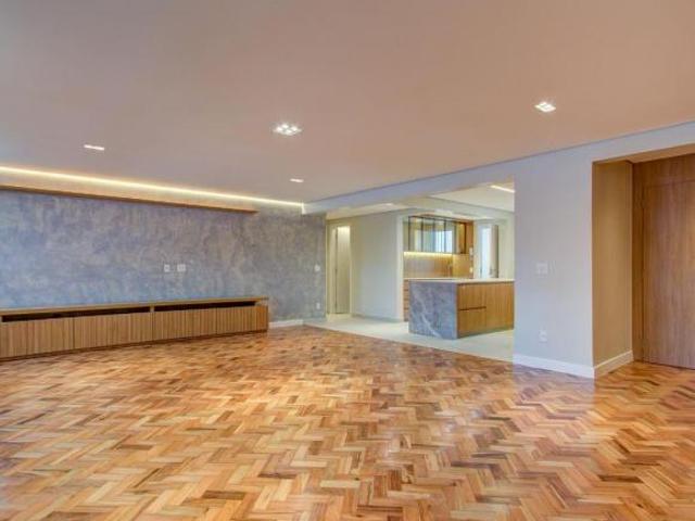 Apartamento venda em SQS 102, Plano Piloto