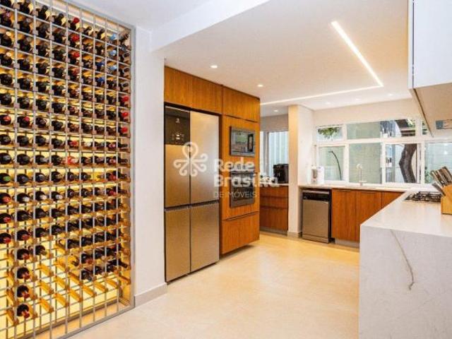 Apartamento venda em SQS 204, Plano Piloto