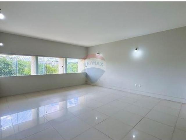 Apartamento venda em Região Geográfica Imediata do Distrito Federal, Região Integrada de Desenvolvimento do Distrito Federal e Entorno