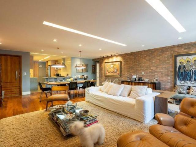 Apartamento venda em SQS 207, Plano Piloto