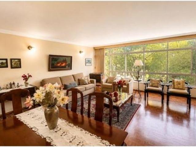 Apartamento venda em Região Geográfica Imediata do Distrito Federal, Região Integrada de Desenvolvimento do Distrito Federal e Entorno
