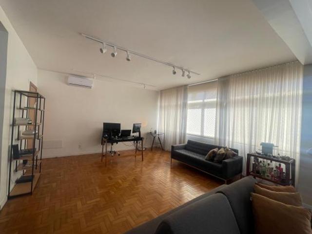 Apartamento venda em Região Geográfica Imediata do Distrito Federal, Região Integrada de Desenvolvimento do Distrito Federal e Entorno