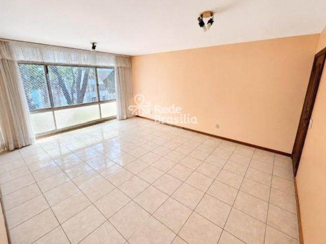 Apartamento venda em Região Geográfica Imediata do Distrito Federal, Região Integrada de Desenvolvimento do Distrito Federal e Entorno