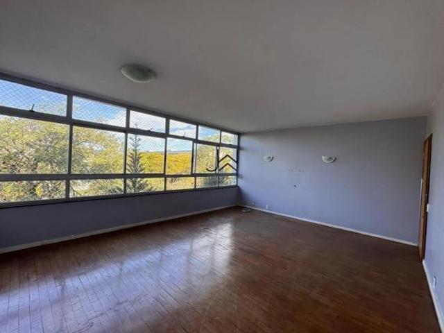 Apartamento venda em Região Geográfica Imediata do Distrito Federal, Região Integrada de Desenvolvimento do Distrito Federal e Entorno