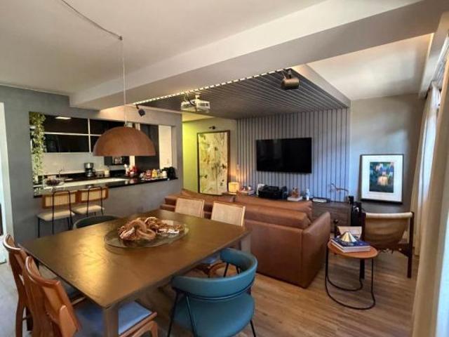 Apartamento venda em Região Geográfica Imediata do Distrito Federal, Região Integrada de Desenvolvimento do Distrito Federal e Entorno