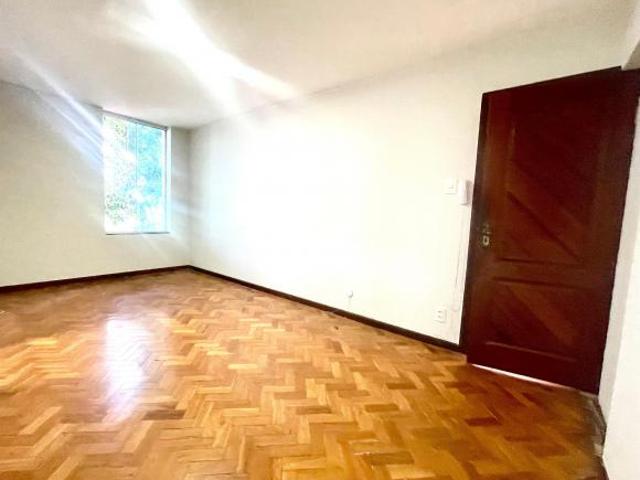 Apartamento venda em Região Geográfica Imediata do Distrito Federal, Região Integrada de Desenvolvimento do Distrito Federal e Entorno