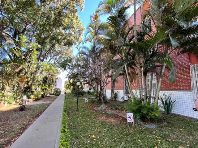 Apartamento venda em Região Geográfica Imediata do Distrito Federal, Região Integrada de Desenvolvimento do Distrito Federal e Entorno