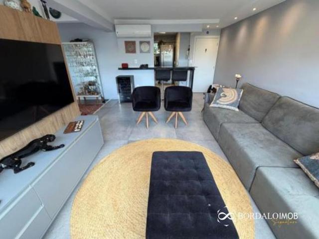 Apartamento venda em Região Geográfica Imediata do Distrito Federal, Região Integrada de Desenvolvimento do Distrito Federal e Entorno