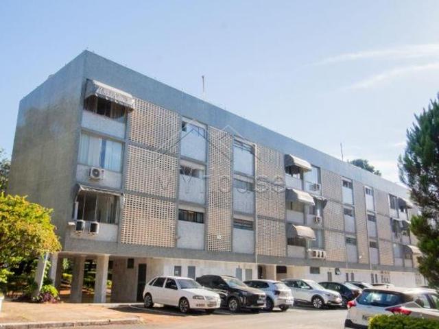 Apartamento venda em Região Geográfica Imediata do Distrito Federal, Região Integrada de Desenvolvimento do Distrito Federal e Entorno