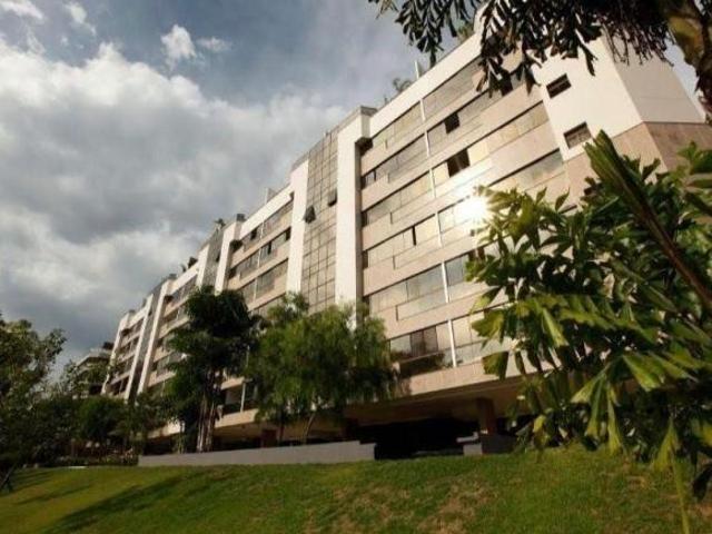 Apartamento venda em Região Geográfica Imediata do Distrito Federal, Região Integrada de Desenvolvimento do Distrito Federal e Entorno