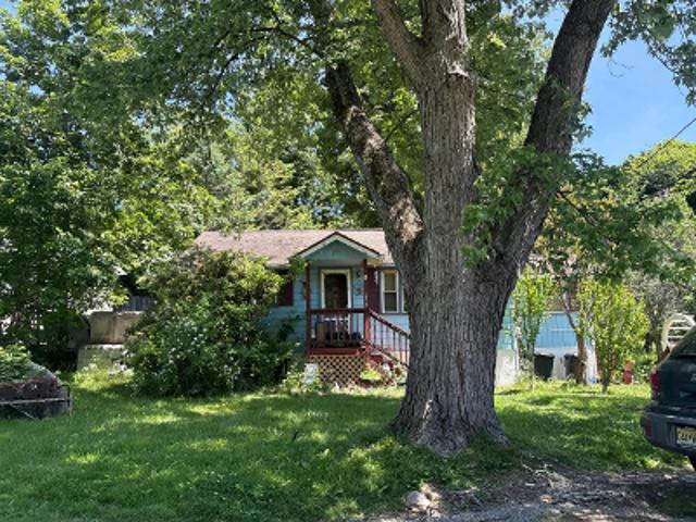 House for sale in Highland Lakes Country Club, Vernon Township