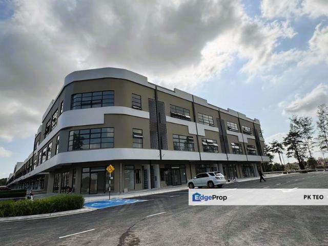 Shop for rent in Pulai, Bukit Ledang