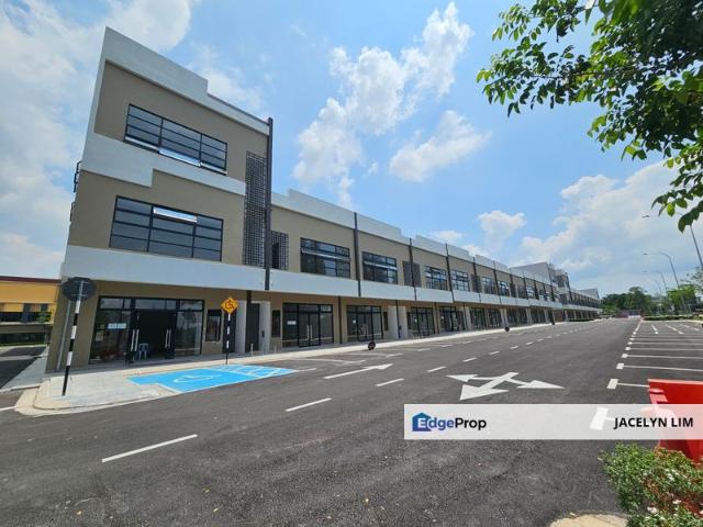 Shop for rent in Pulai, Bukit Ledang